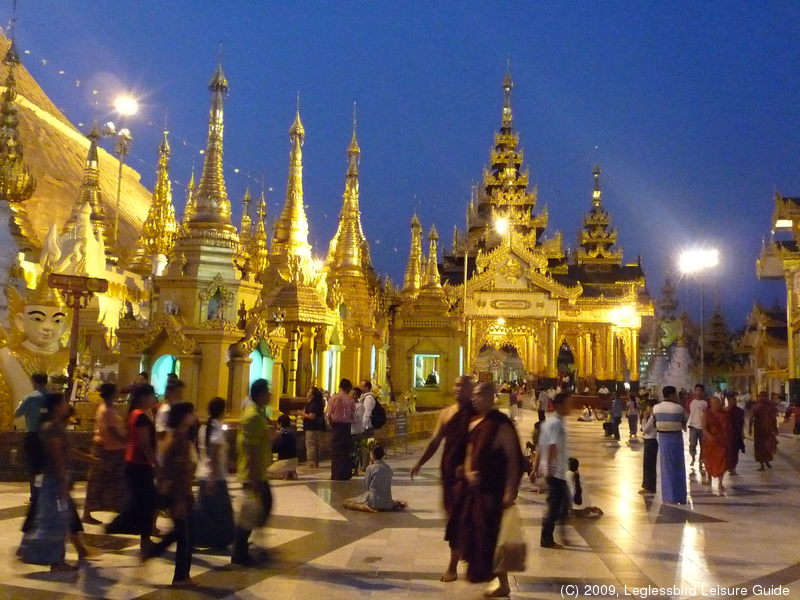 Shwedagon Pagoda25